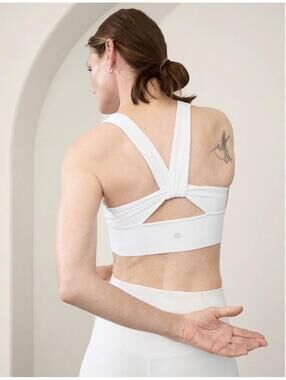 NWT Athleta White Warrior Twist Longline Sports Bra size L